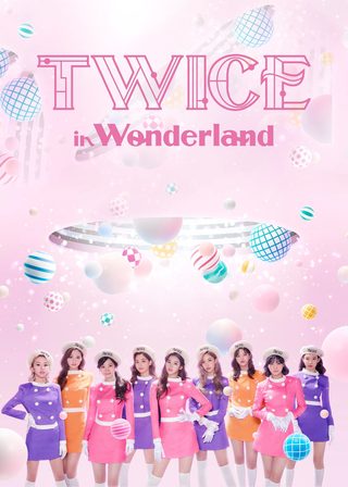 《TWICE 2021 第一次日本線上演唱會 『TWICE in Wonderland』》電影海報