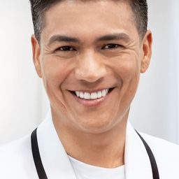 Américo 飾演 Américo