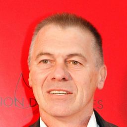 米格爾·安赫爾·索拉 飾演 Bernabé