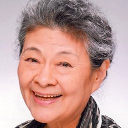 大方斐紗子 飾演 