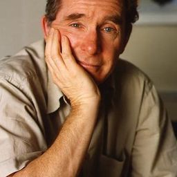 Sean Scanlan - Kim演員 飾演Sergeant Major