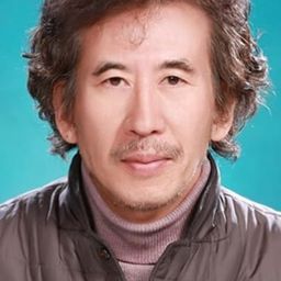 Go Dong-eop 飾演 561