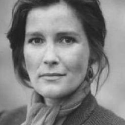 Annabella Price 飾演 D.A. Barbara Rumson