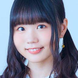 稗田 寧々 飾演 Waitress at a family restaurant