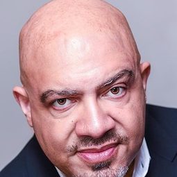 Lawrence Varnado - The Waiter演員 飾演Hector