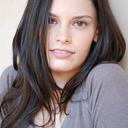 Trista Robinson 飾演 Janeen