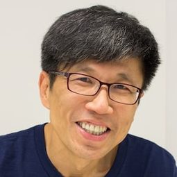 王明台 - 魔法阿媽演員 飾演