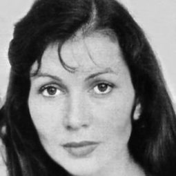 Renate Blume - 我有我的天堂演員 飾演Rita Seidel