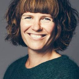 Anne Gry Henningsen 飾演 Ditte