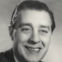 Manuel Dicenta 飾演 (voice)