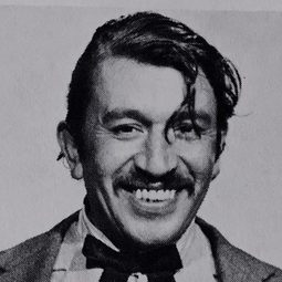 Alfonso Bedoya 飾演 Ramón Guiteras