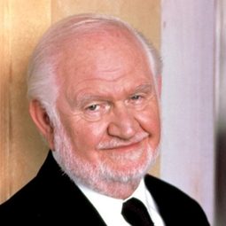 羅伯特·普羅斯基 - 肥媽先生演員 飾演Mr. Lundy