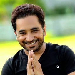 拉納·蘭比爾 - Punjab 1984演員 飾演Taari