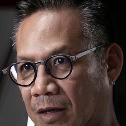 朗斯‧尼美畢達 - Pay It Forward導演