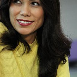 Michelle Jones 飾演 Hannah