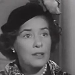 Sarah Selby 飾演 Prissy the Elephant (voice) (uncredited)