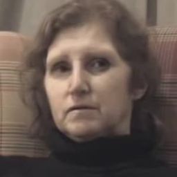 Petra del Rey 飾演 