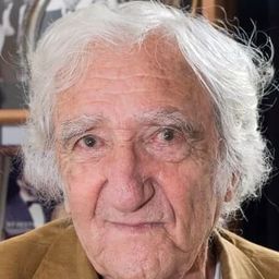 Serge Rezvani 飾演 Albert