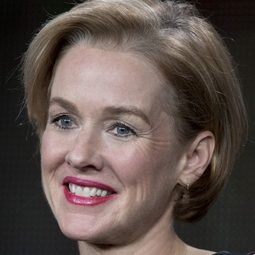 潘妮洛普·安·蜜勒 飾演 Michelle