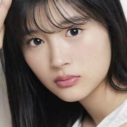 川床明日香 飾演 