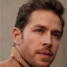 喬許·達拉斯 飾演 Fandral