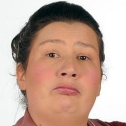 Christelle Delbrouck - 臆想成病演員 飾演Neighbor