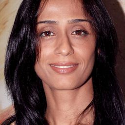 阿琴特·考爾 飾演 Zacharia