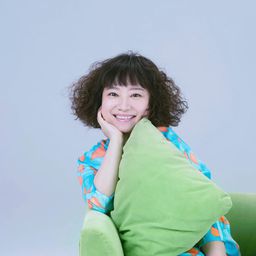 饒雪漫 - 秘果編劇