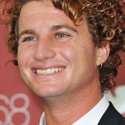 Filippo Pucillo 飾演 Filippo