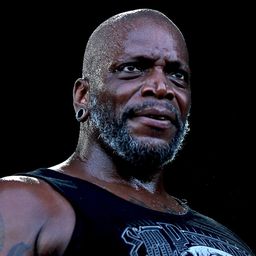 Derrick Green 飾演 Assist. do Governador