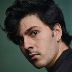 Nil Cardoner - Fènix 11-23演員 飾演Èric