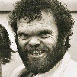 Jack Purvis - Wombling Free演員 飾演Great Uncle Bulgaria