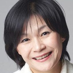 吉海妍 飾演 Su-a's mother