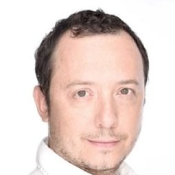 Egor Simachev 飾演 Gavrilych