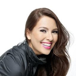 吉賽爾·湯吉 飾演 Sandra Espinosa (as G Toengi)