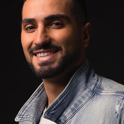 Mohamed Al Sharnuby 飾演 زين