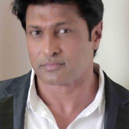 Salil Ankola 飾演 Chanakya