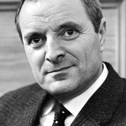 Michael Goodliffe 飾演 Jacko Jackson the Night Editor