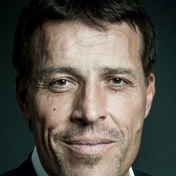 東尼·羅賓斯 飾演 Self