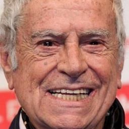 Raffaele Pisu 飾演 Otello