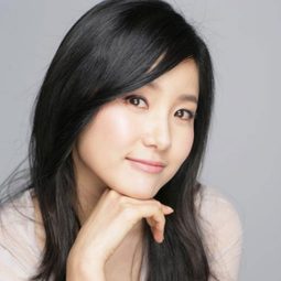 Hee-ji Wang - 刺客嬌娃：賞金女獵人演員 飾演Pa Heul-nae