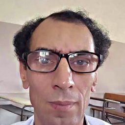 Zaki Logo - Ahmed Notre Dame演員 飾演زبون القهوة