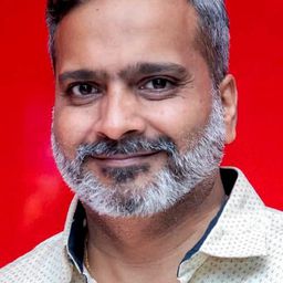 S.P.B. Charan 飾演 Venkat (Guest Appearance)