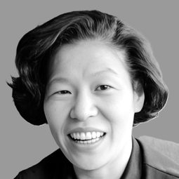 菅井きん 飾演 Nakamura Sen