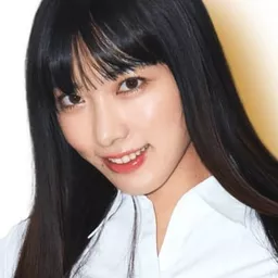 水川潤 飾演 Yûna Minegishi