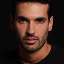 Vítor de Almeida - 一失足就搵你笨演員 飾演