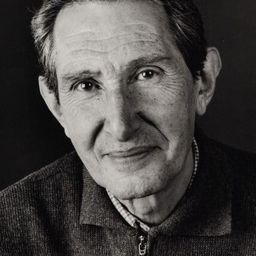 Fernando Ransanz 飾演 José