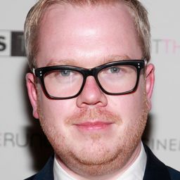 吉姆·菲爾德·史密斯 - 索女宅男配導演