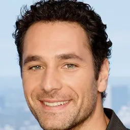 雷歐·波瓦 飾演 Federico Montorsi