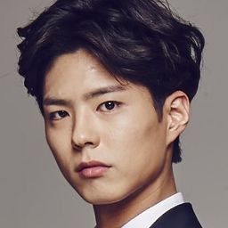 朴寶劍 飾演 Officer Lee Jin-ho